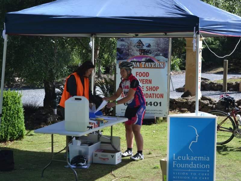 Sharon signing back in at Moina