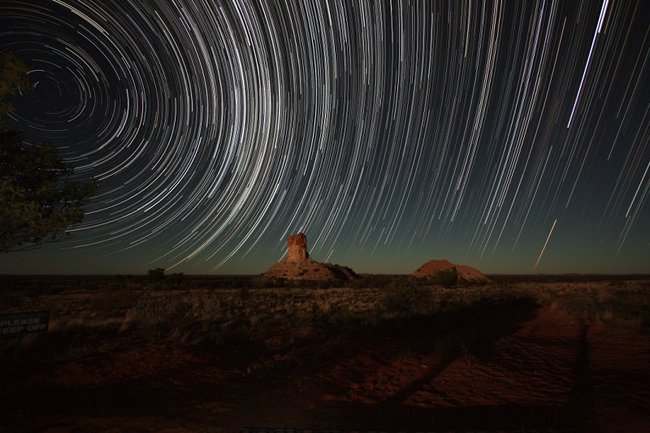 ChanbersPillarStartrails 800 533